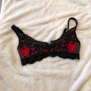 Victoria’s Secret sexy black and red bra